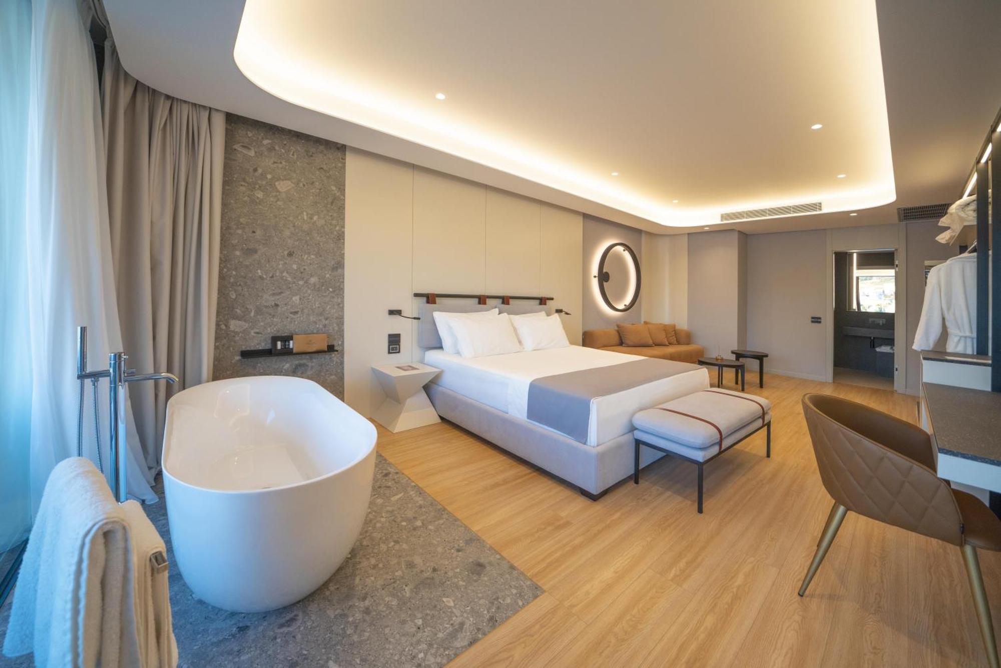 Yacht Premium Hotel Sarandë Eksteriør bilde