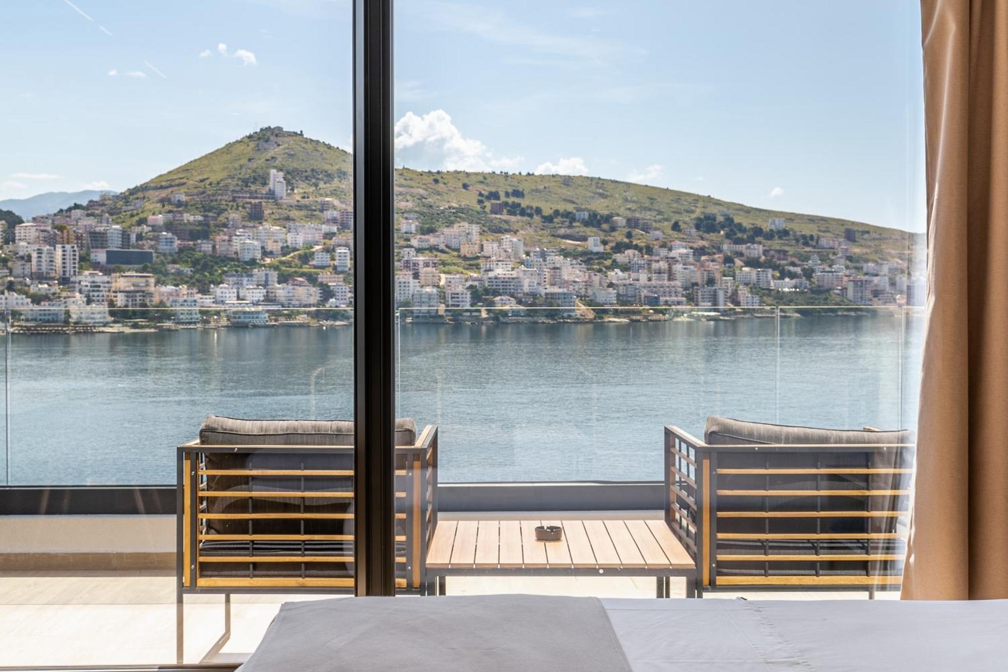 Yacht Premium Hotel Sarandë Eksteriør bilde