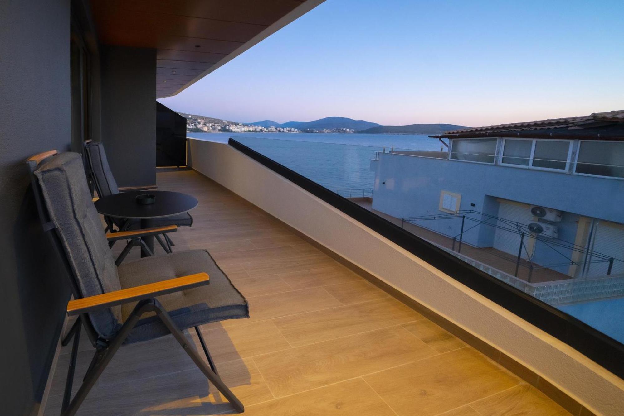 Yacht Premium Hotel Sarandë Eksteriør bilde
