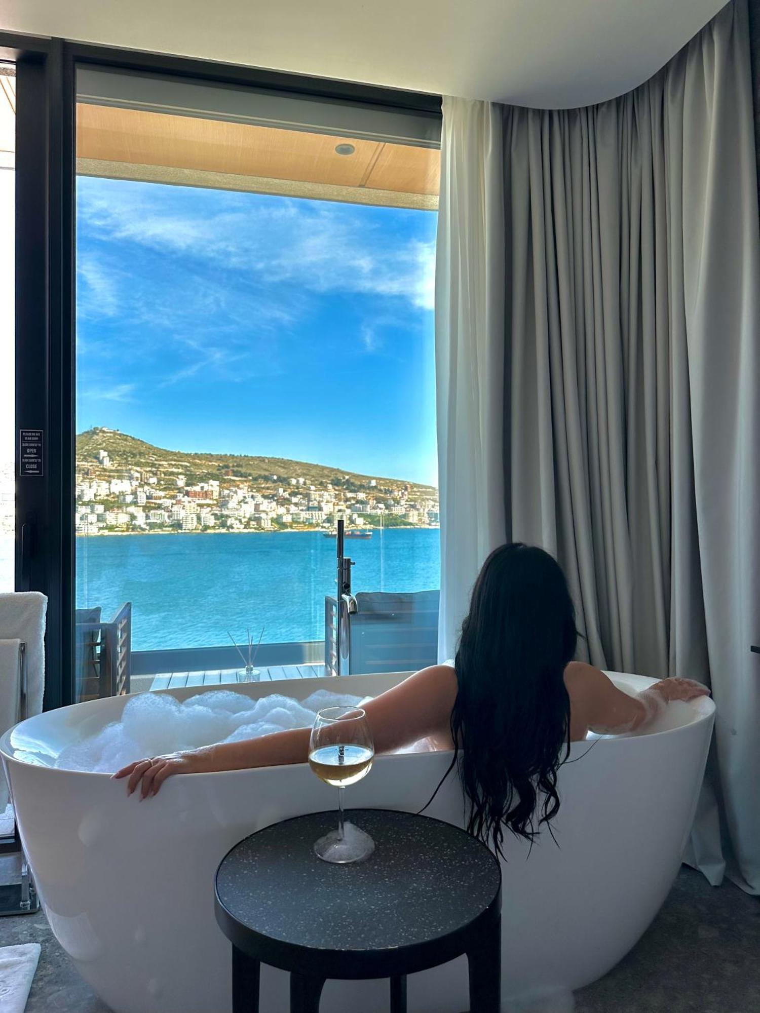 Yacht Premium Hotel Sarandë Eksteriør bilde